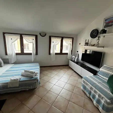 Monoflex Apartment *